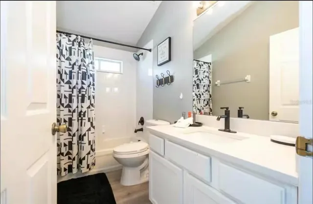 $430,000 | 16629 Rolling Green Drive, Clermont, FL 34714