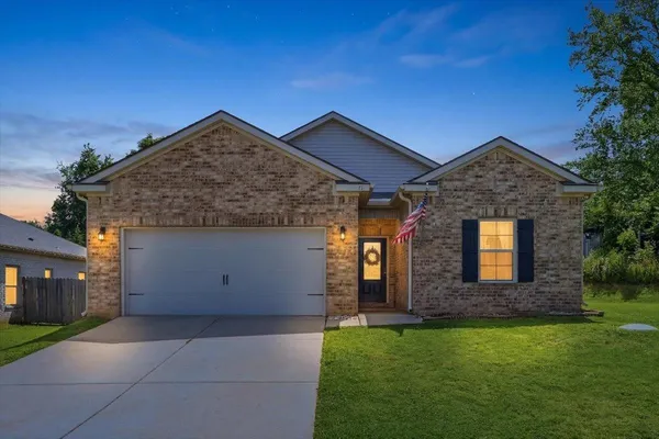$285,000 | 71 Stephanie Street, Millington, TN 38053