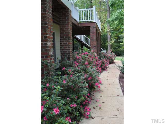 1209 Dorleath Court Raleigh, NC 27614 - Photo 4 of 25 Gallery Image 4