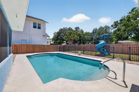 $629,000 | 1674 34th Avenue North, St. Petersburg, FL 33713
