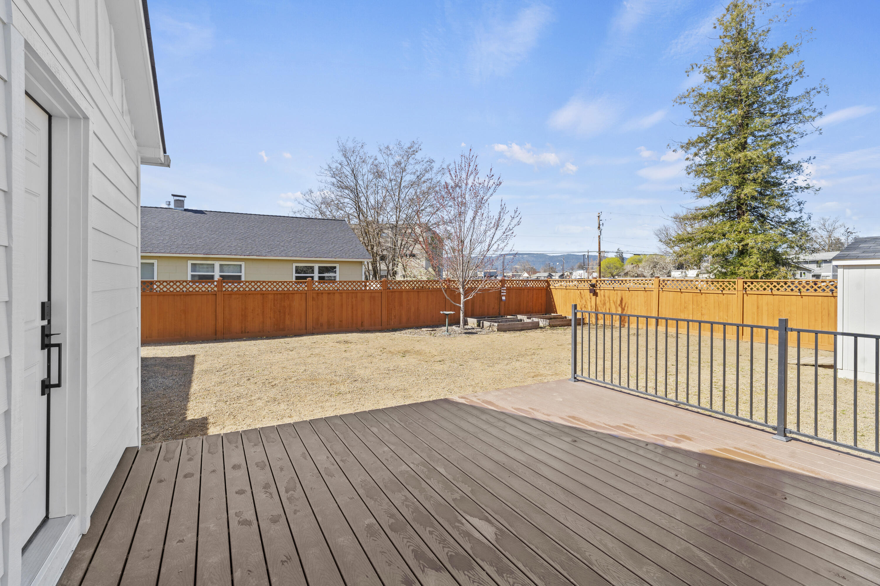 319 Maple Street Medford, OR 97501 - Photo 24 of 27 319 Maple Street - 04