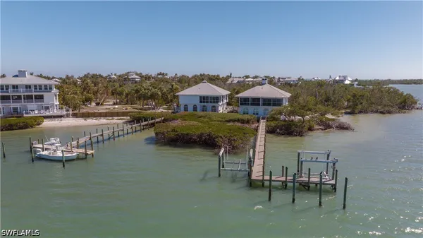 $995,000 | 303 Useppa, Bokeelia, FL 33922