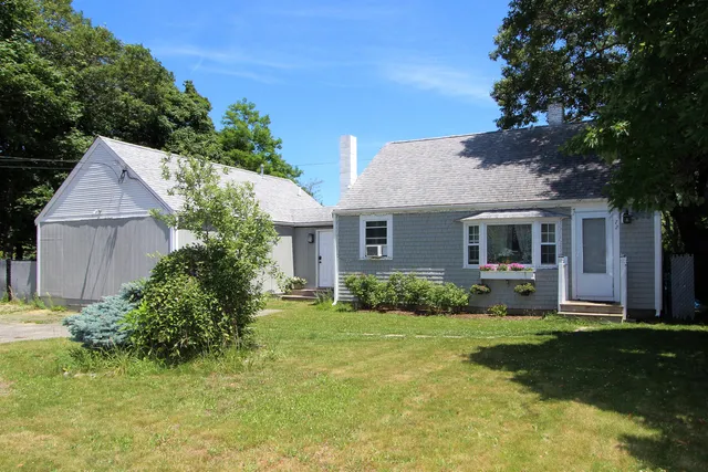 $675,000 | 72 Grove Street, Hyannis, MA 02601