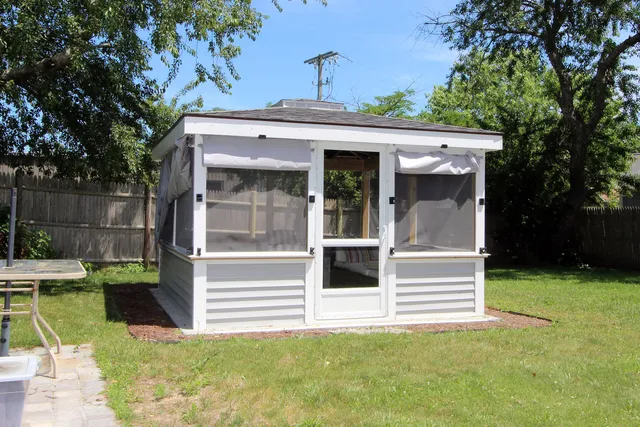 $675,000 | 72 Grove Street, Hyannis, MA 02601