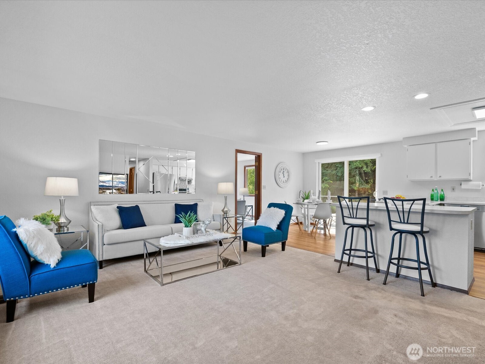 16811 5th Avenue Southeast Bothell, WA 98012 - Photo 7 of 36 Gallery Image 7