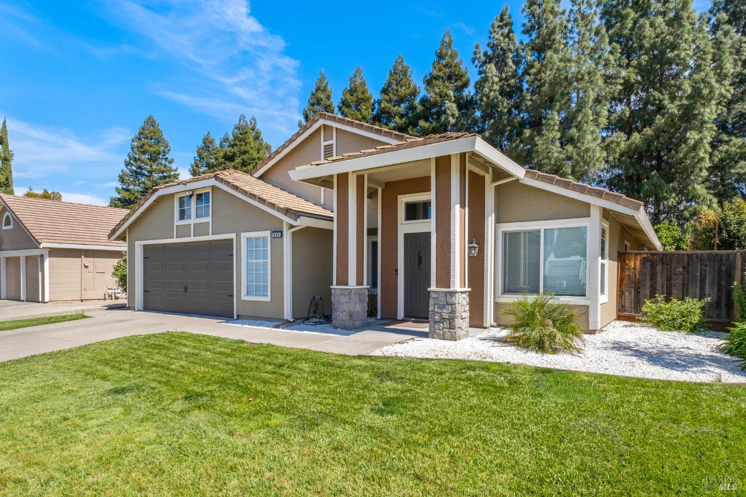 619 Rutgers Street Vacaville, CA 95687 - Photo 2 of 36