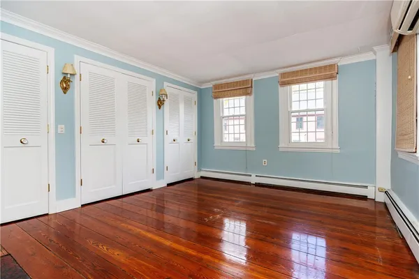 $3,250 | 19 King Street, Unit 1, East Greenwich, RI 02818