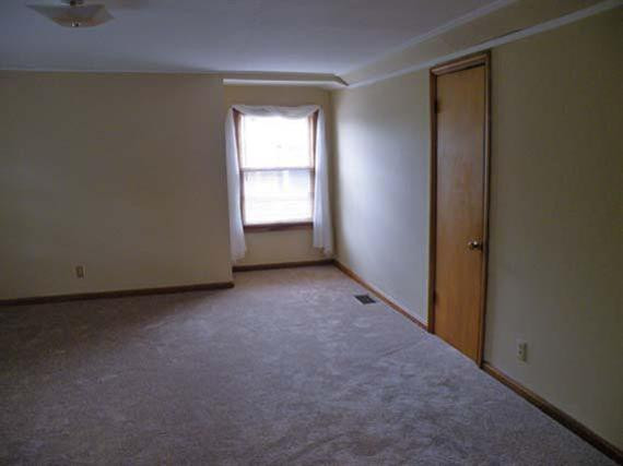 525 Hill N Dale Road Lexington, KY 40503 - Photo 9 of 29 Photo 9