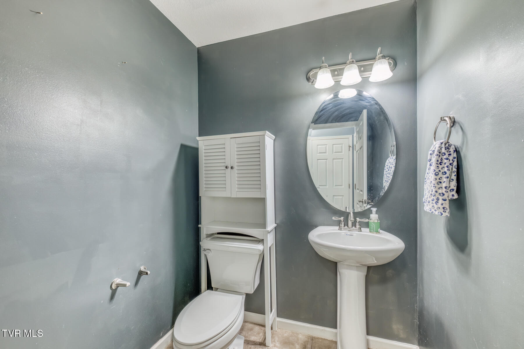 396 Jonesboro Road, Unit 25F Piney Flats, TN 37686 - Photo 12 of 34 396 Jonesboro Rd, Unit 25-12