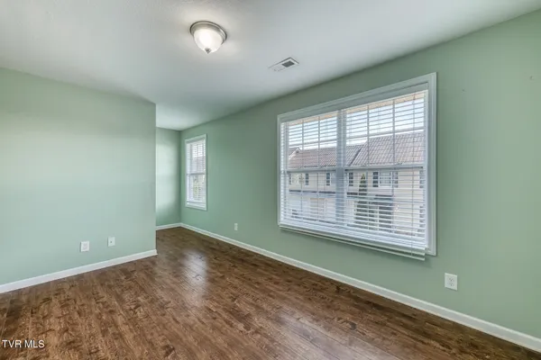 $259,900 | 396 Jonesboro Road, Unit 25F, Piney Flats, TN 37686