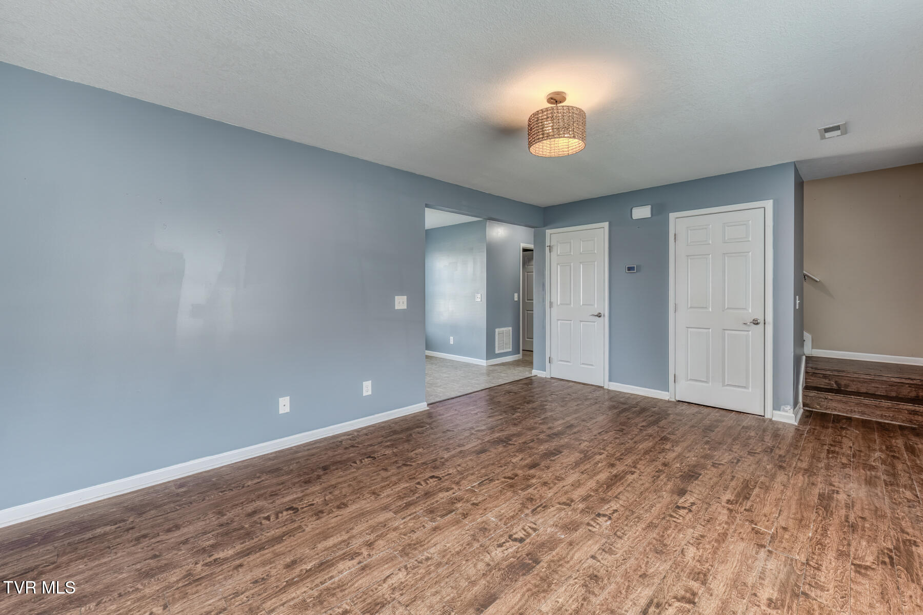 396 Jonesboro Road, Unit 25F Piney Flats, TN 37686 - Photo 4 of 34 396 Jonesboro Rd, Unit 25-4