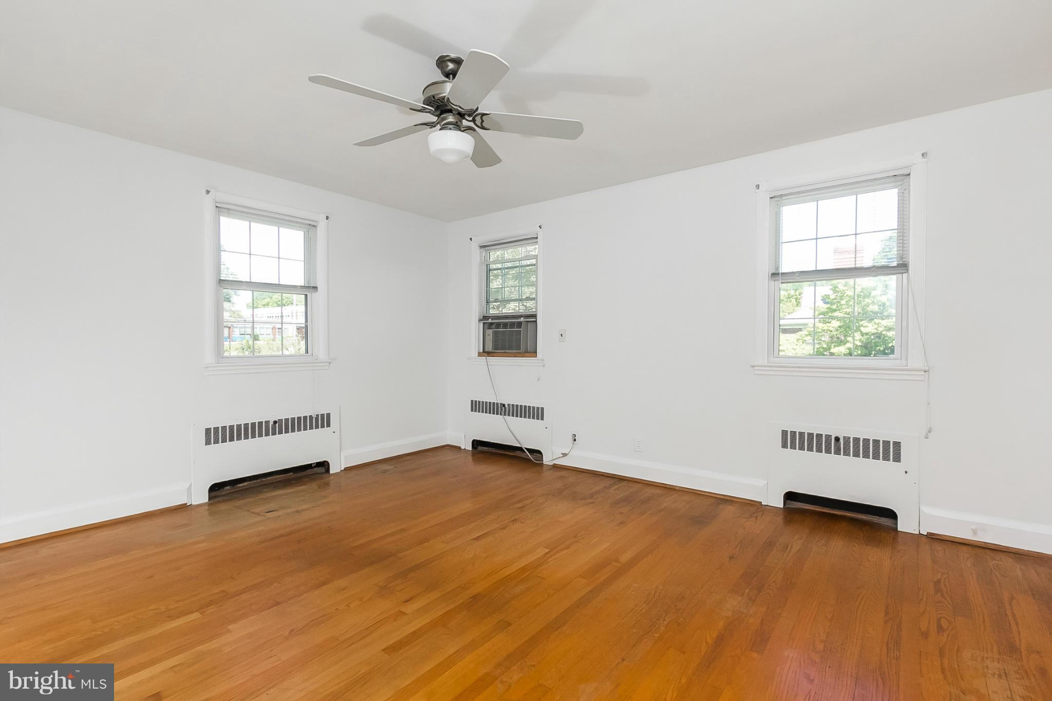 231 Dumbarton Road Baltimore, MD 21212 - Photo 18 of 26 Bedroom