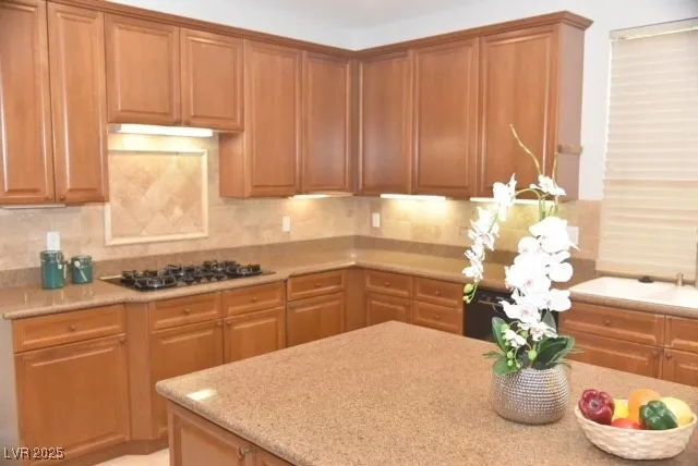 $4,335 | 101 North Buteo Woods Lane, Las Vegas, NV 89144