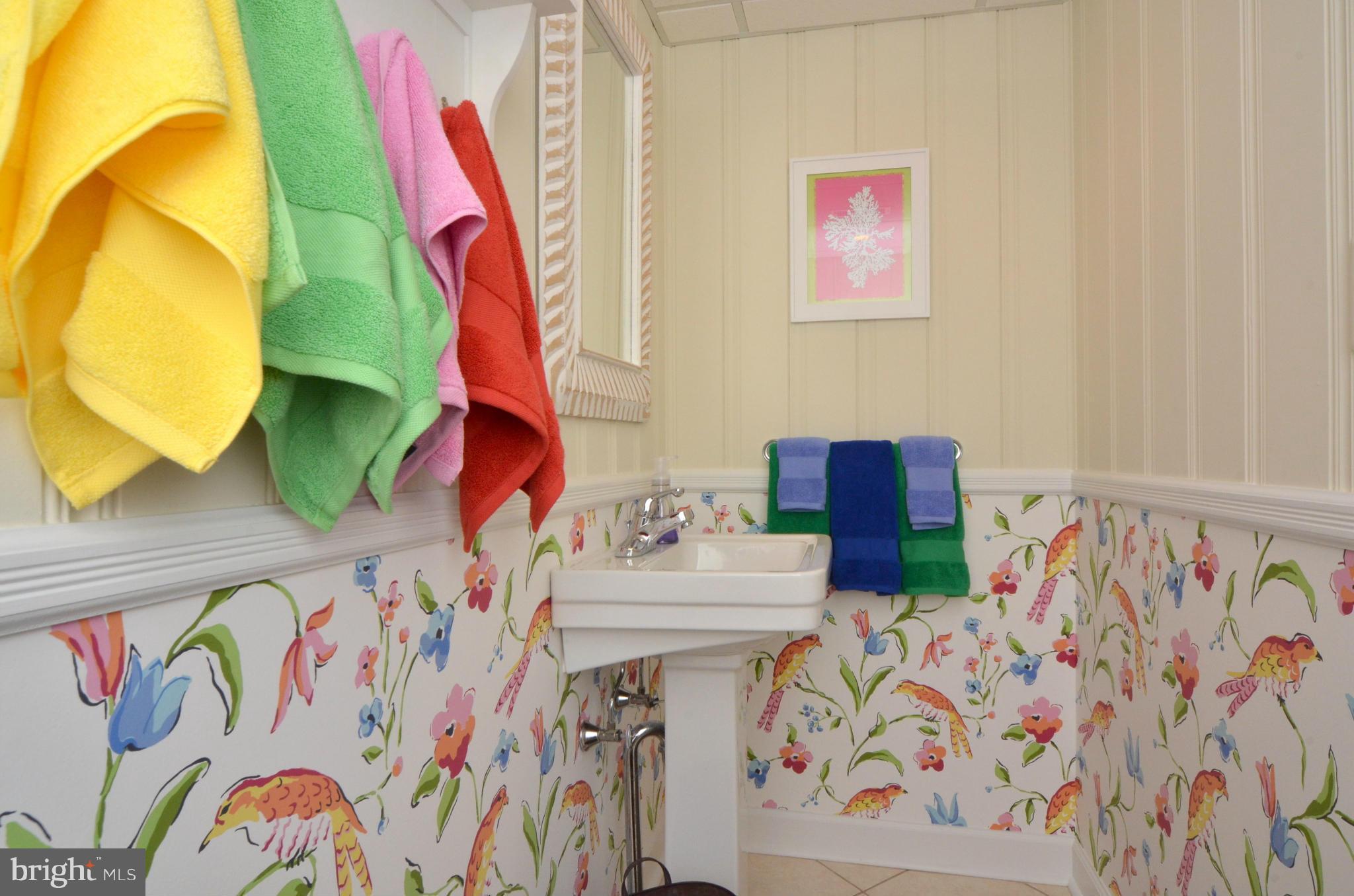 5612 Enderly Road Baltimore, MD 21212 - Photo 21 of 28 1/2 bath in lower level