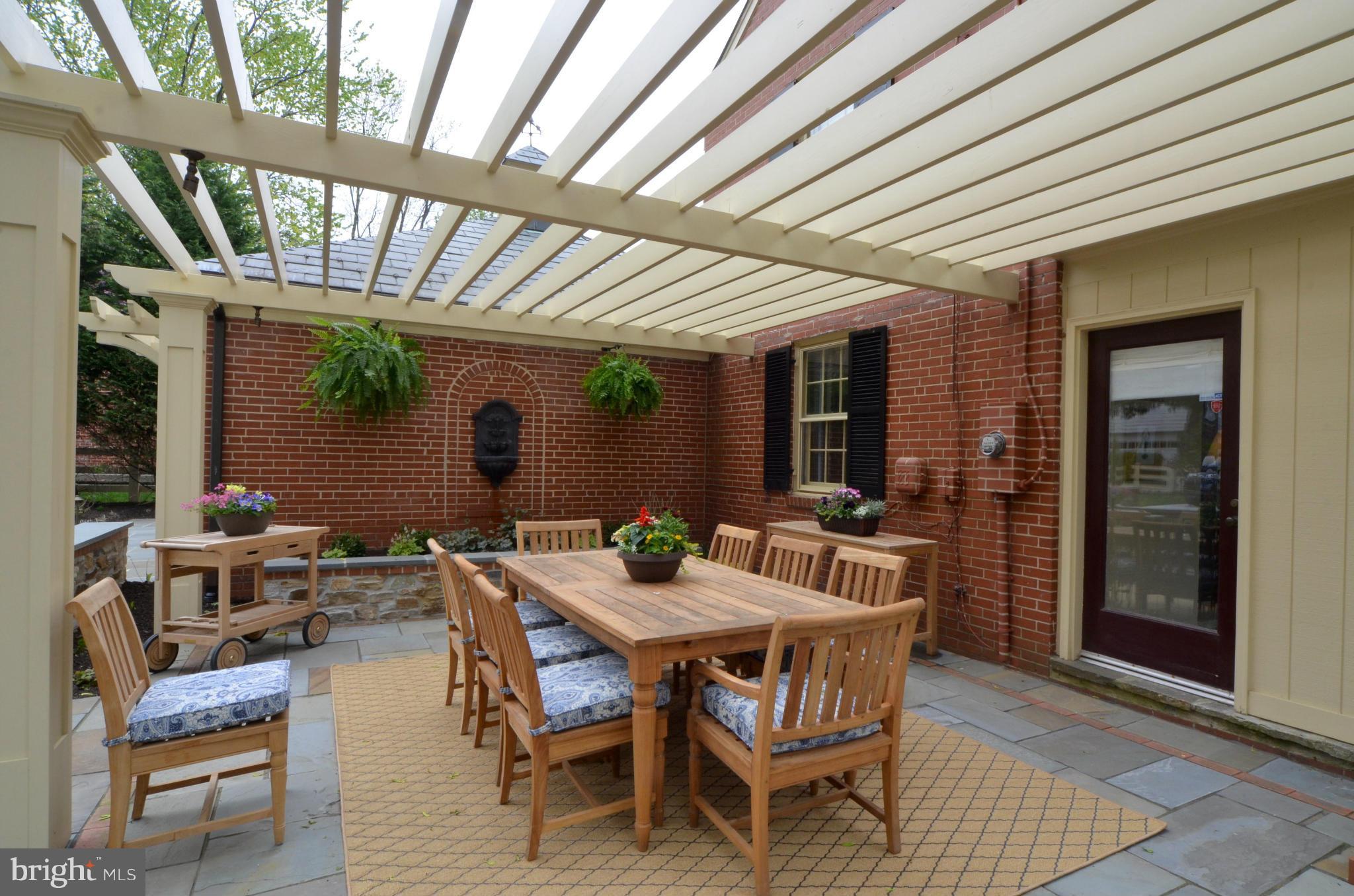 5612 Enderly Road Baltimore, MD 21212 - Photo 22 of 28 Blue Stone Patio