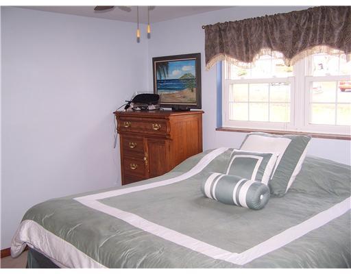 236 Patterson Road Bethel Park, PA 15102 - Photo 8 of 18 Master Bedroom.