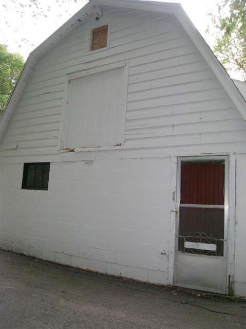 5663 Davison Road Lapeer, MI 48446 - Photo 29 of 43 20220812-28.JPG
