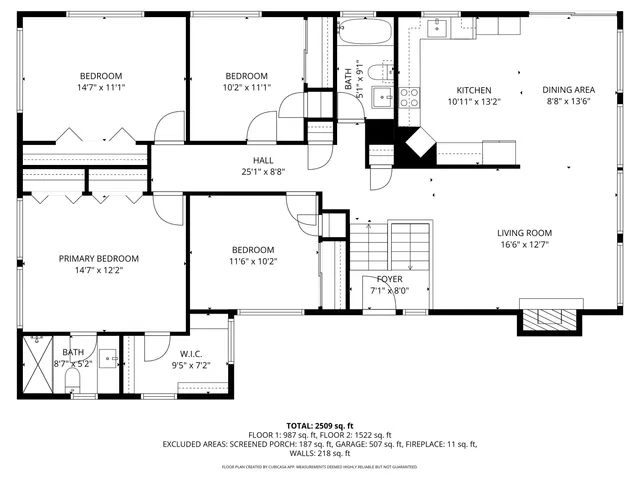 a black and white photo of a room