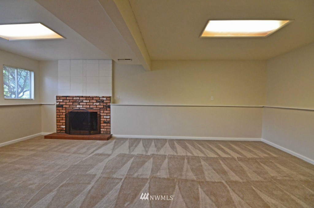 17017 29th Drive Southeast Bothell, WA 98012 - Photo 14 of 21 Gallery Image 14