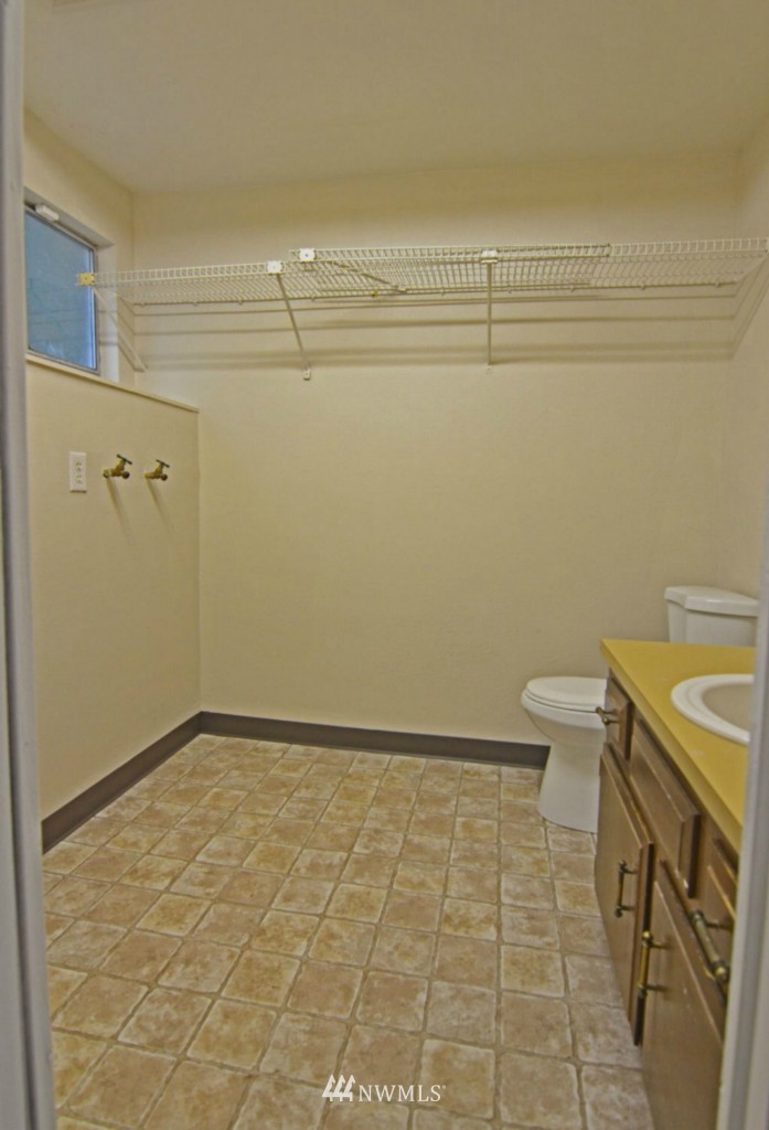 17017 29th Drive Southeast Bothell, WA 98012 - Photo 16 of 21 Gallery Image 16