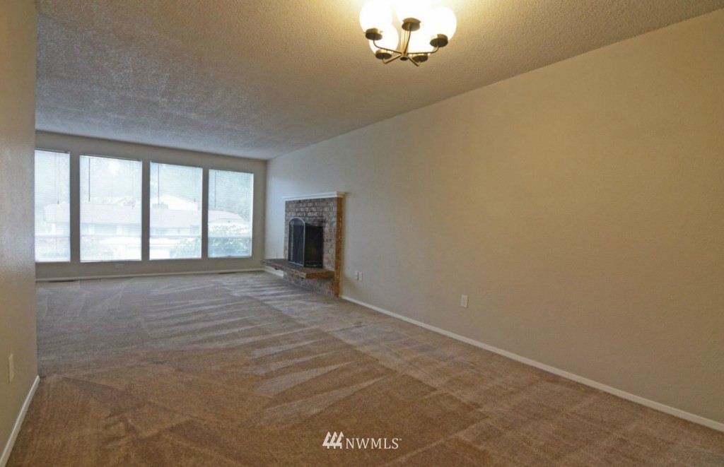 17017 29th Drive Southeast Bothell, WA 98012 - Photo 7 of 21 Gallery Image 7