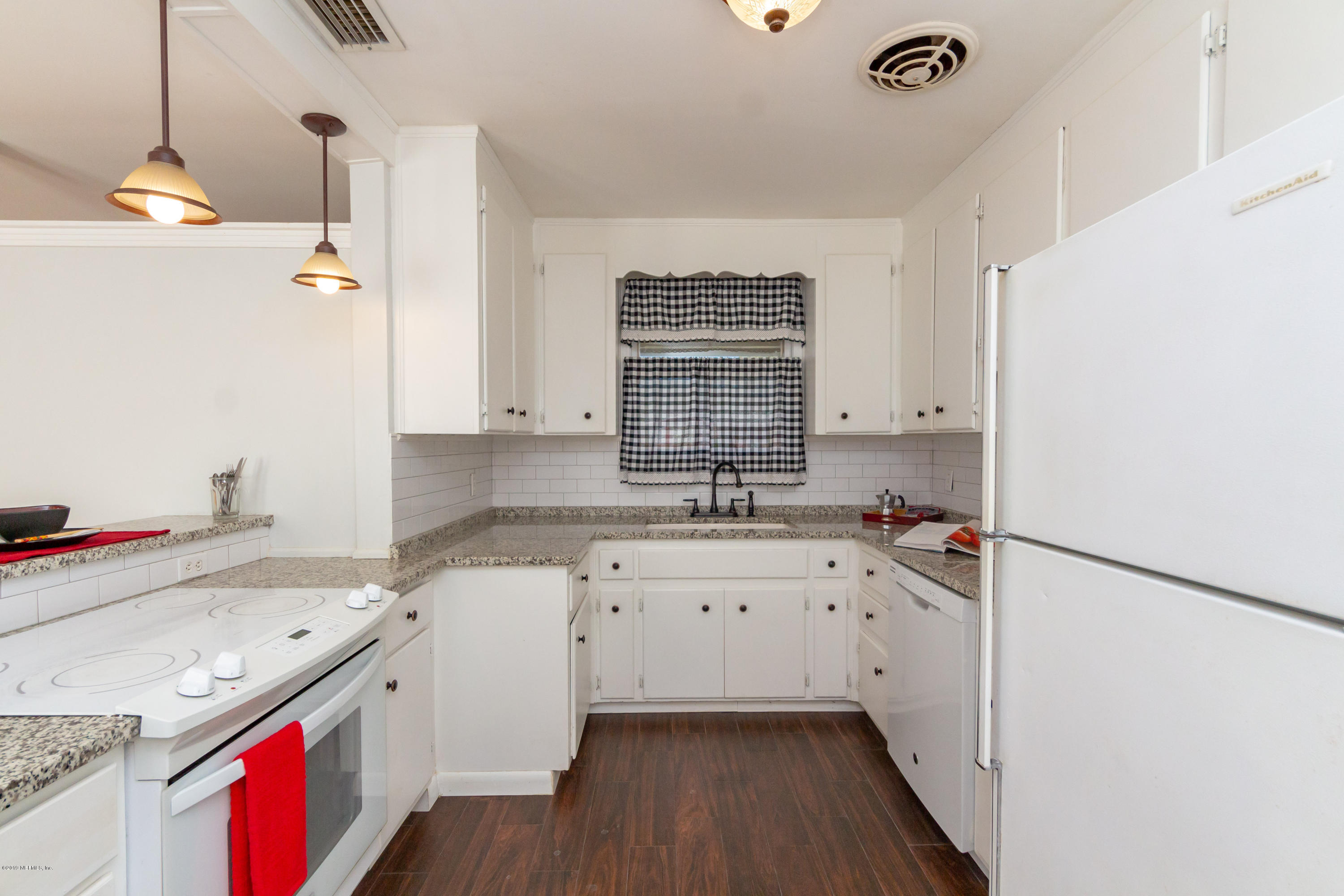 7355 Hennessy Road Jacksonville, FL 32244 - Photo 11 of 38 Kitchen View 5