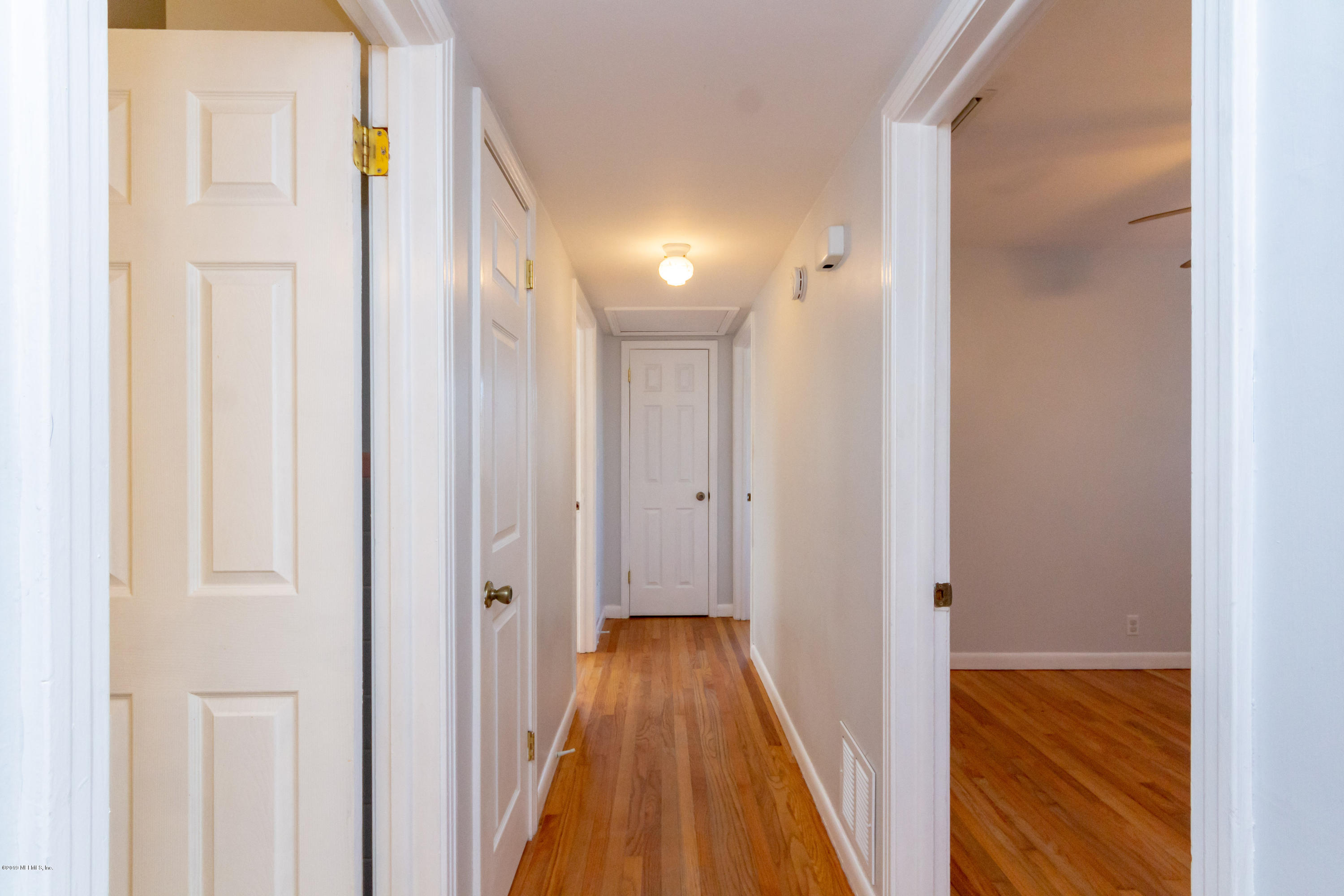 7355 Hennessy Road Jacksonville, FL 32244 - Photo 14 of 38 Hallway