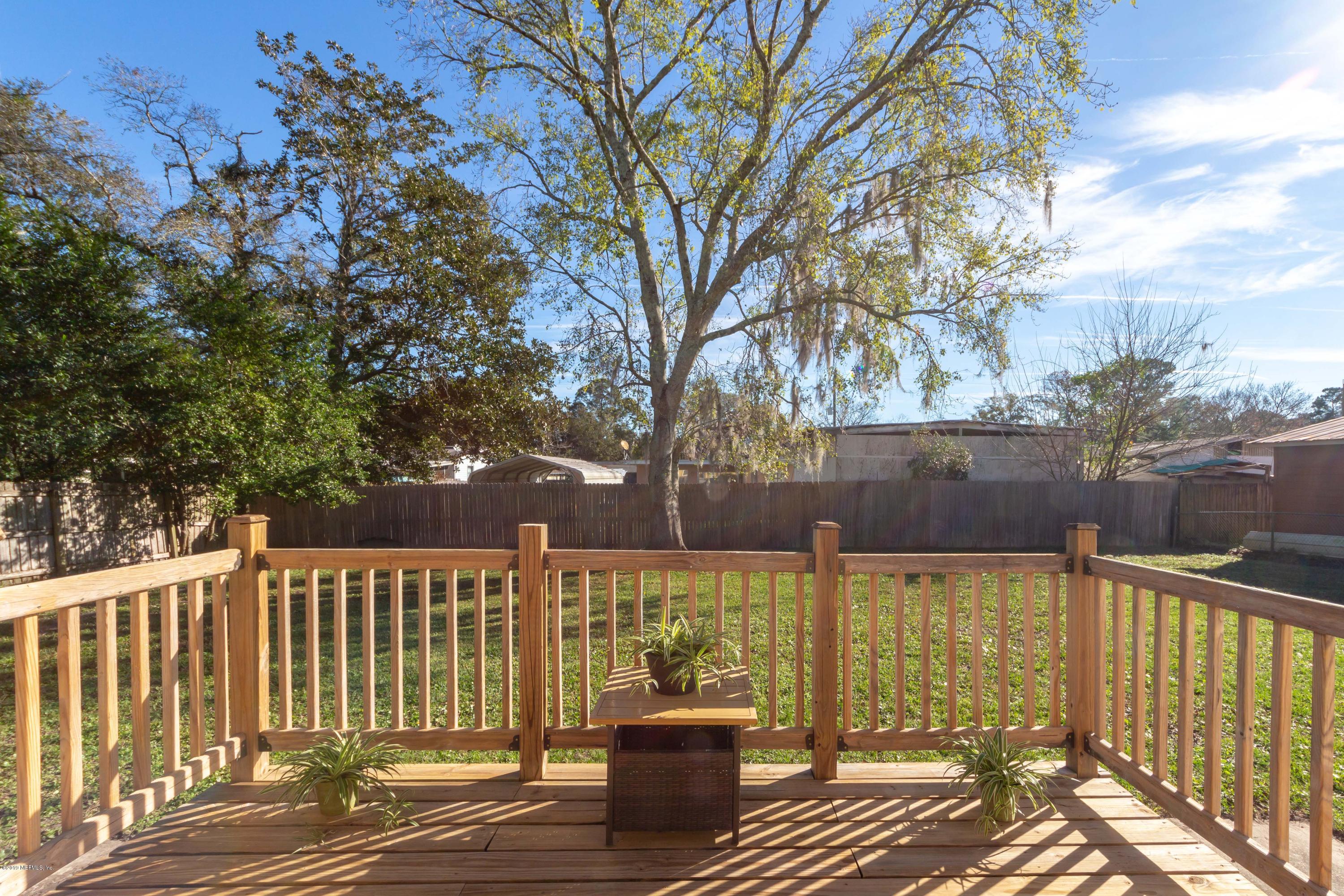 7355 Hennessy Road Jacksonville, FL 32244 - Photo 27 of 38 Deck View 5