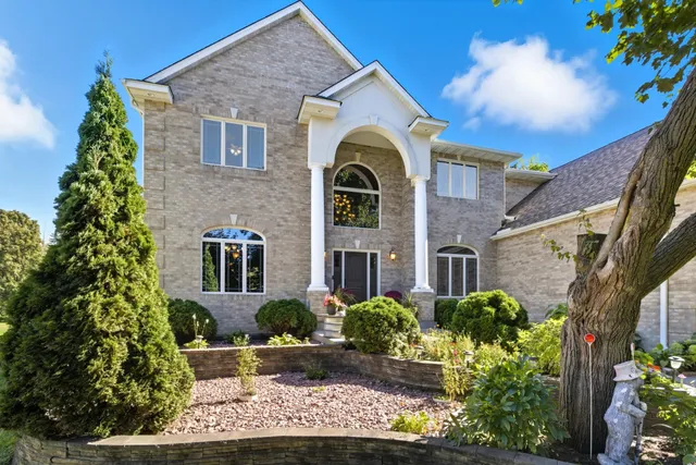 $1,100,000 | 301 Plymouth Road, Minnetonka, MN 55305