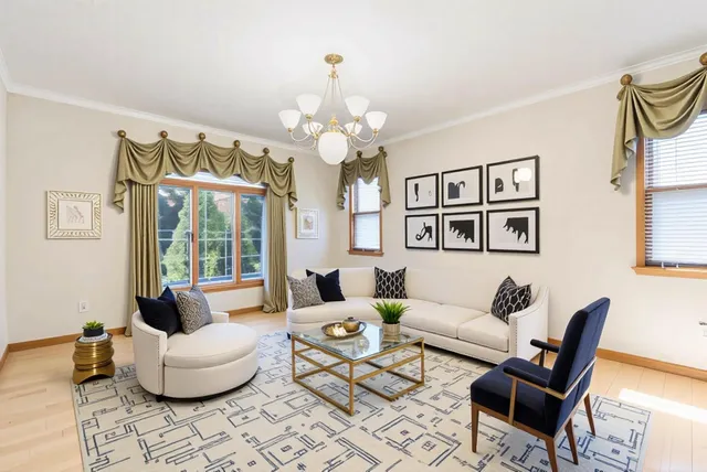 $1,100,000 | 301 Plymouth Road, Minnetonka, MN 55305