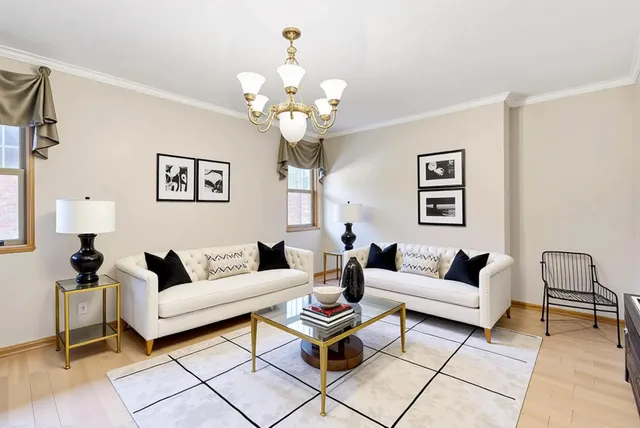 $1,100,000 | 301 Plymouth Road, Minnetonka, MN 55305