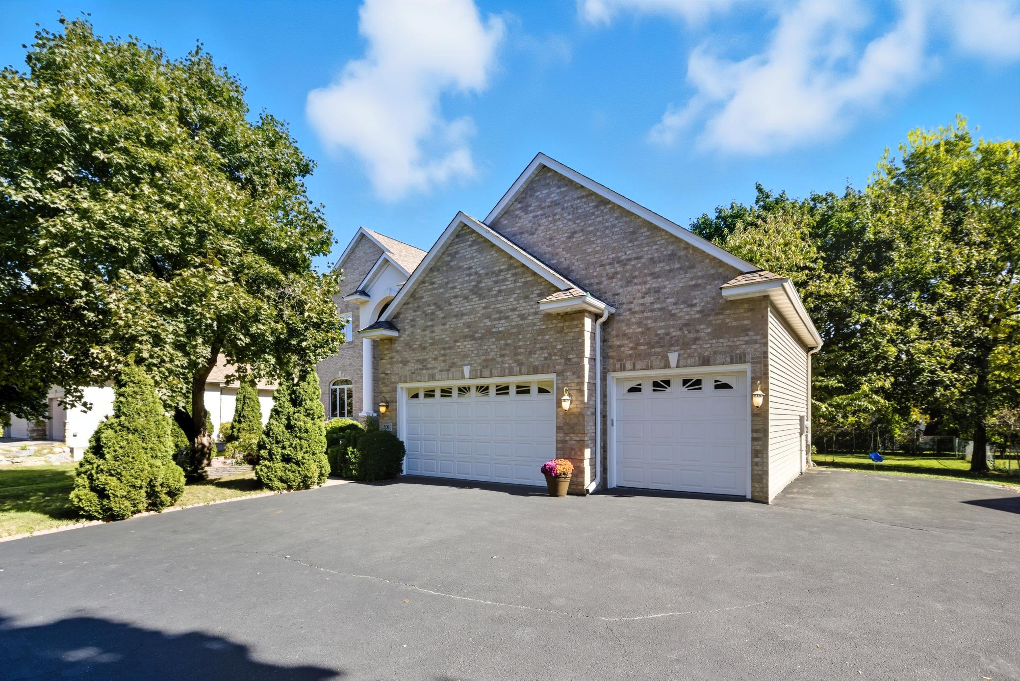 301 Plymouth Road Minnetonka, MN 55305 - Photo 4 of 94