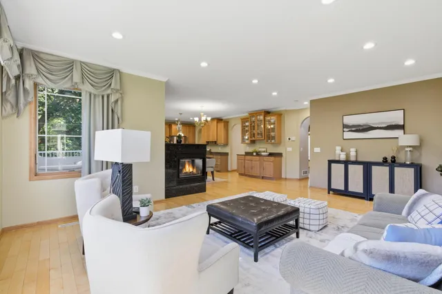 $1,100,000 | 301 Plymouth Road, Minnetonka, MN 55305