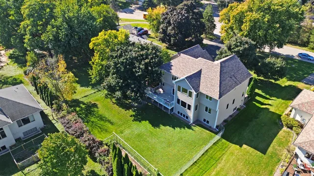 $1,100,000 | 301 Plymouth Road, Minnetonka, MN 55305