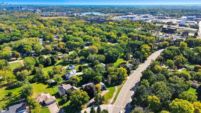 $1,100,000 | 301 Plymouth Road, Minnetonka, MN 55305