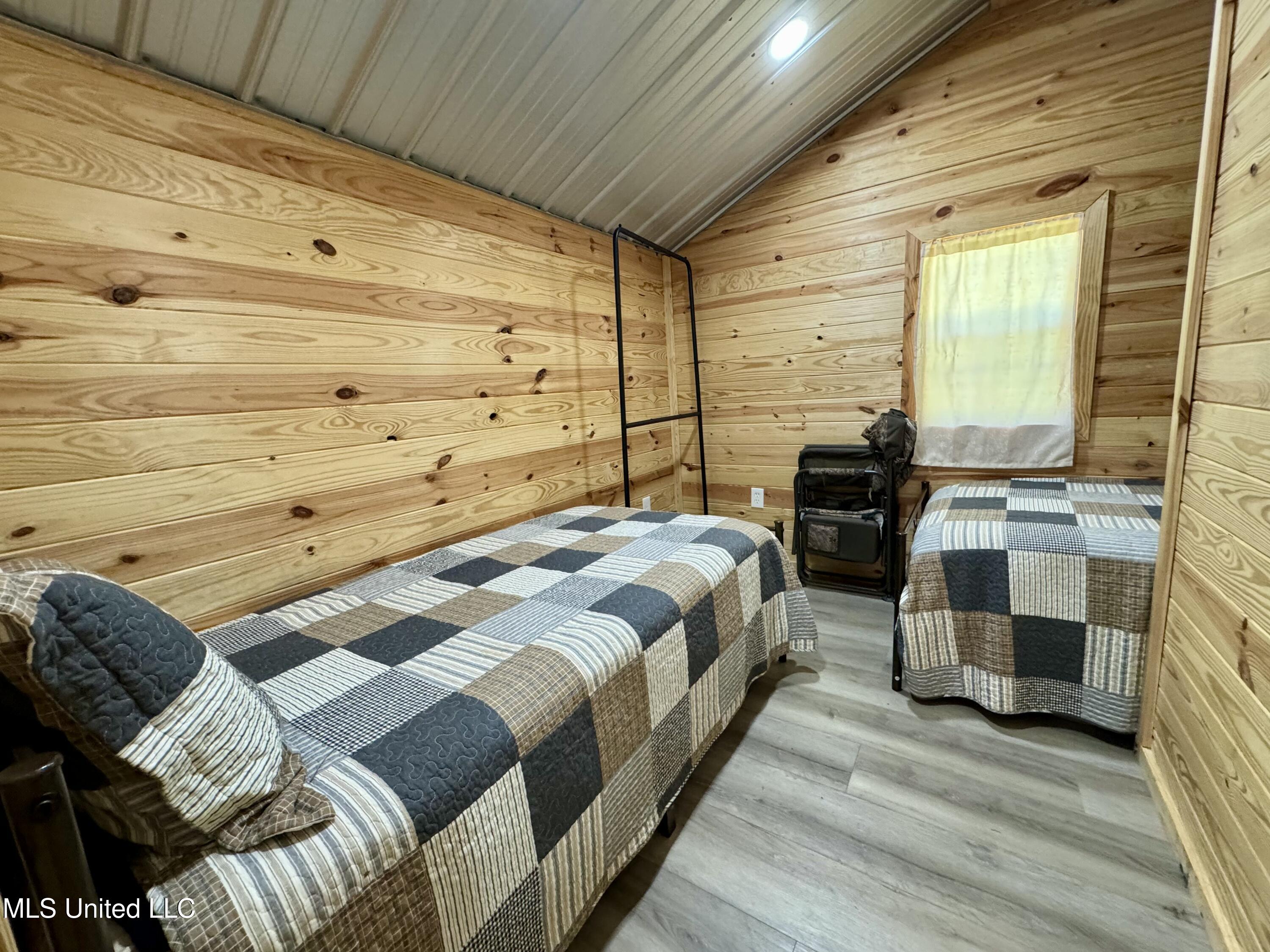 1131 Cauthen Road Camden, MS 39045 - Photo 14 of 53 68D5B131-51EC-4986-8B74-7C167652B149