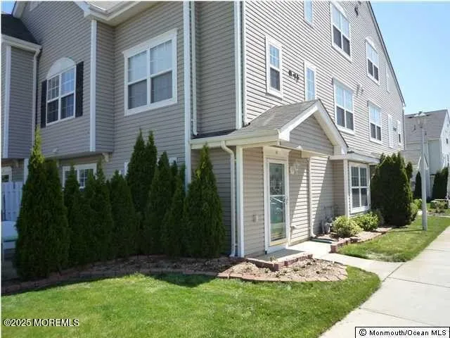 $3,250 | 11 Fiddlers Elbow Court, Howell, NJ 07731