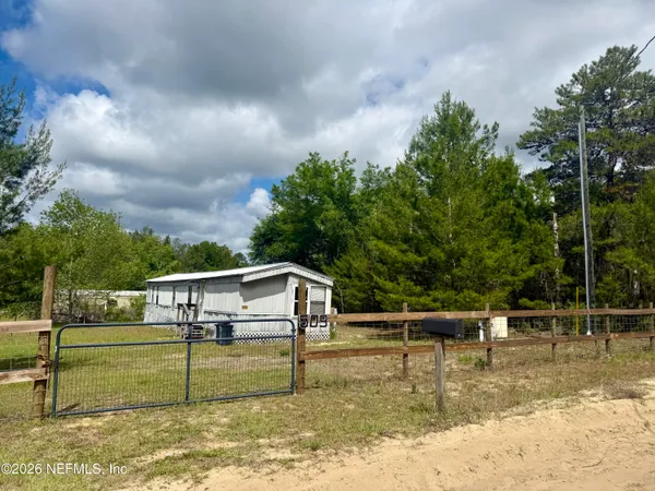 $125,000 | 509 Janet Avenue, Interlachen, FL 32148