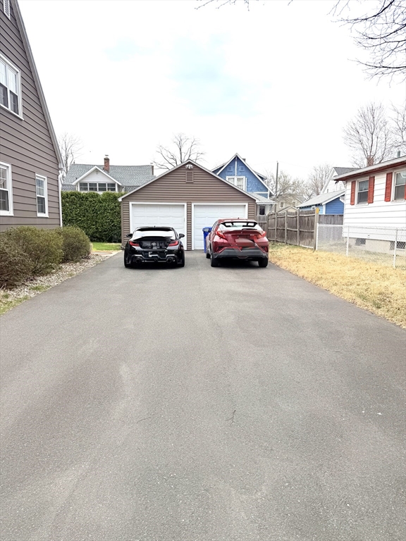 22 Felicia Street Springfield, MA 01104 - Photo 6 of 33