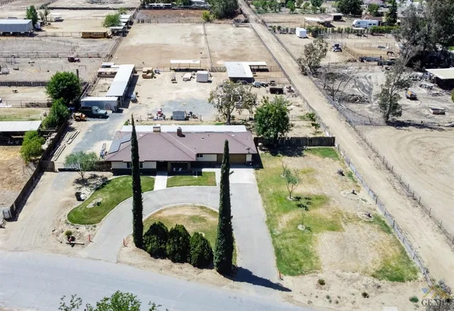 a picture of houses with outdoor space