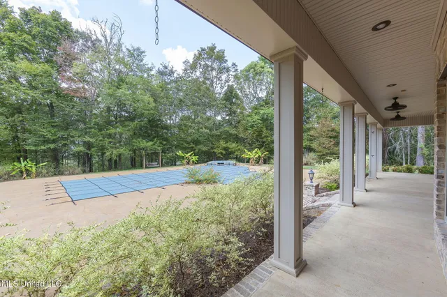 $850,000 | 875 McCravy Road, Hickory Flat, MS 38633