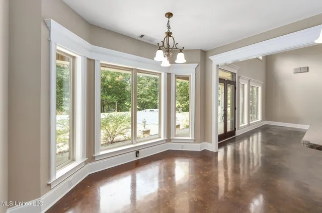 $850,000 | 875 McCravy Road, Hickory Flat, MS 38633