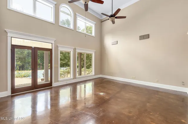 $850,000 | 875 McCravy Road, Hickory Flat, MS 38633