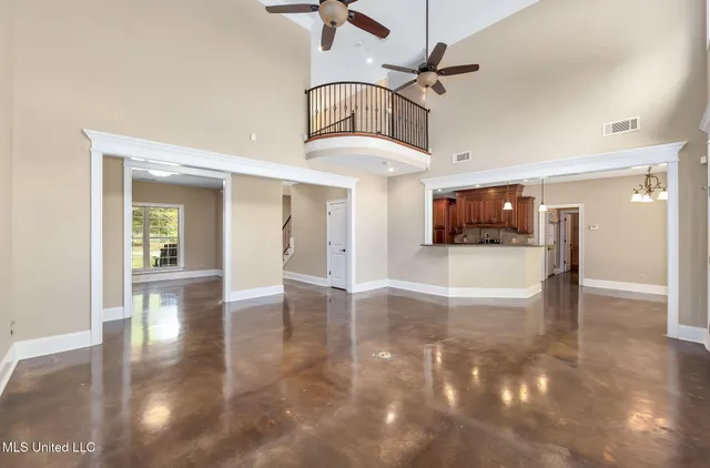 $850,000 | 875 McCravy Road, Hickory Flat, MS 38633