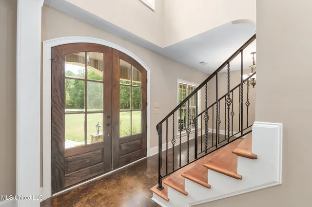 $850,000 | 875 McCravy Road, Hickory Flat, MS 38633