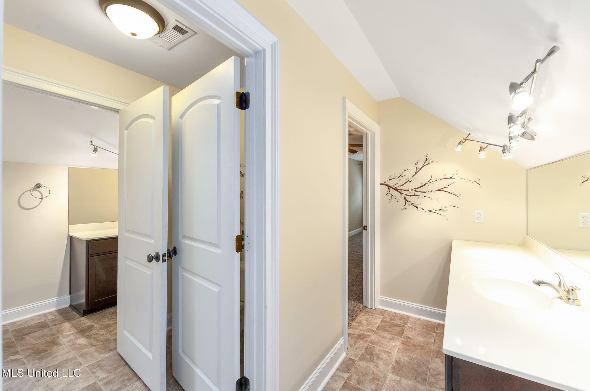 875 McCravy Road Hickory Flat, MS 38633 - Photo 47 of 113 Completed-28