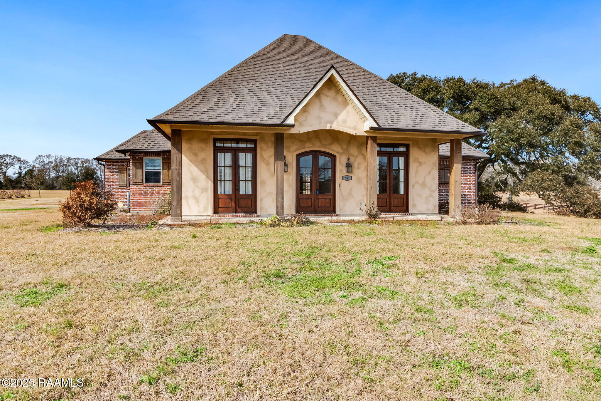 241 Lana Road Opelousas, LA 70570 - Photo 2 of 38 0-web-or-mls-241 Lana Rd-27