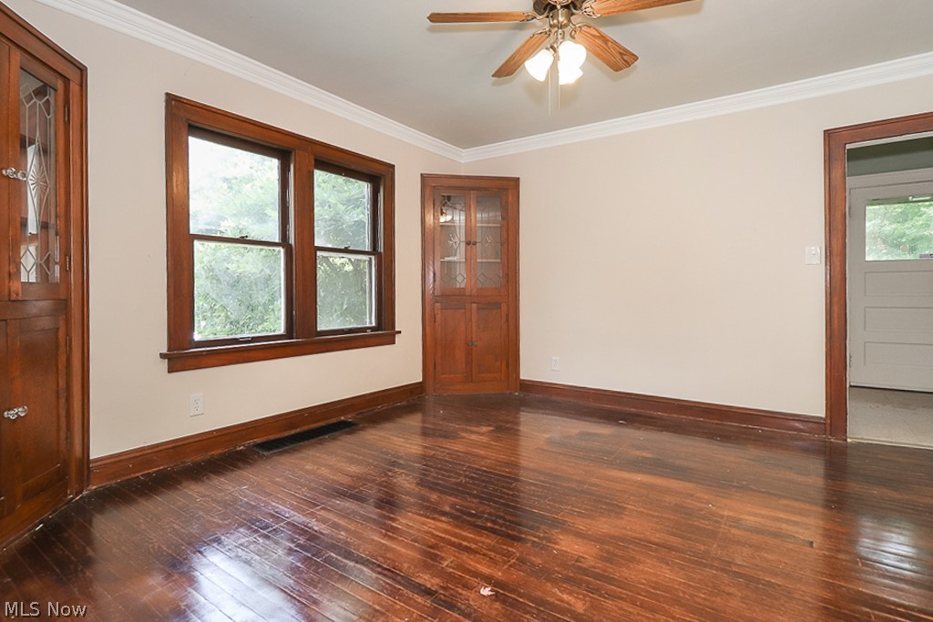 1175 Pomona Road Cleveland Heights, OH 44121 - Photo 6 of 34