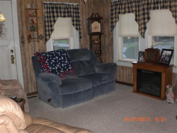 159 Old Webster Road Oxford, MA 01540 - Photo 4 of 30 Gallery Image 4
