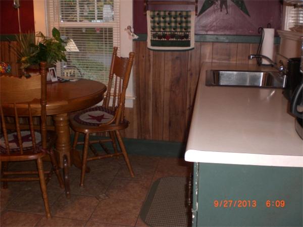 159 Old Webster Road Oxford, MA 01540 - Photo 7 of 30 Gallery Image 7